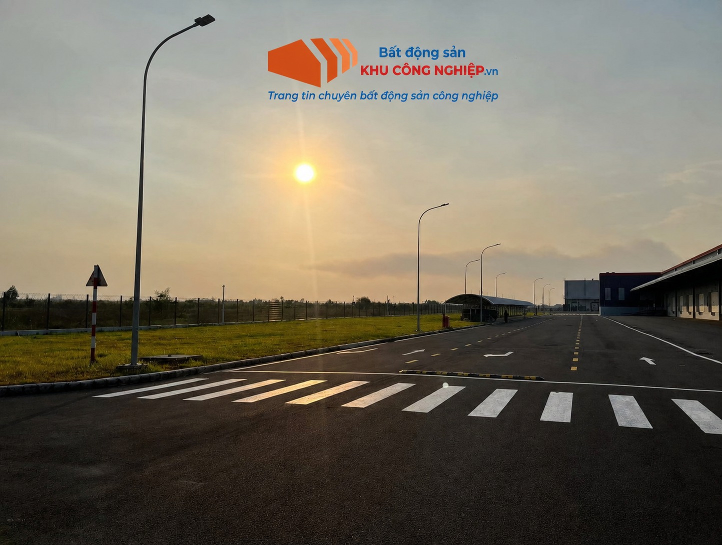 Bán 30.000m2 đất công nghiệp mặt tiền Quốc Lộ 1A thuộc xã Nhựt Chánh, Bến Lức, Long An