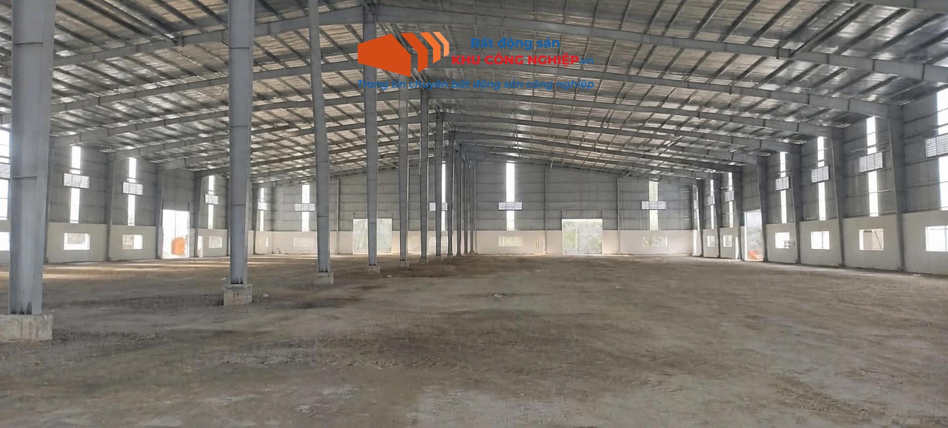 Bán/ cho thuê kho xưởng 11000m2 tại Tân Uyên, Bình Dương