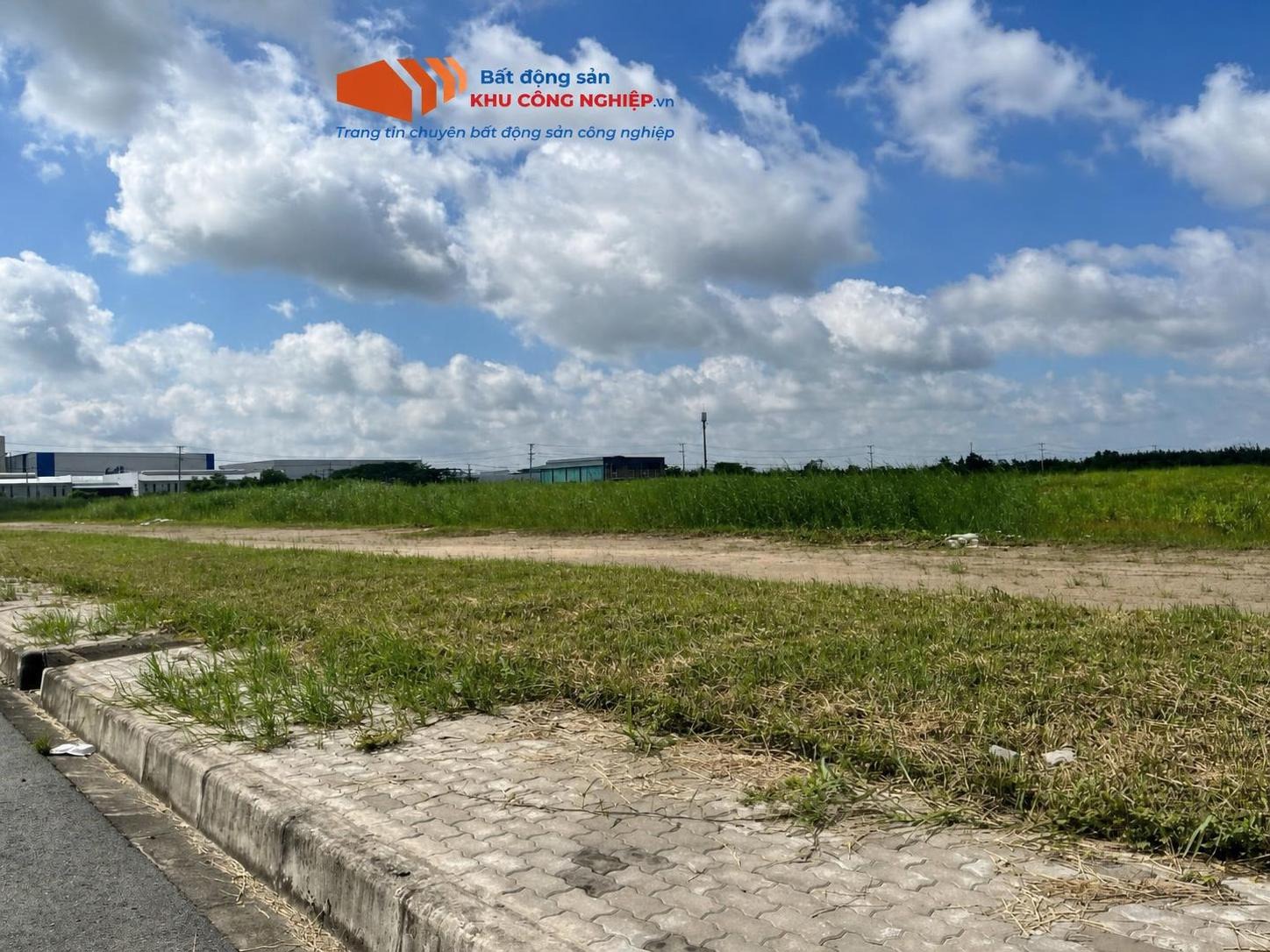Bán đất 10000m2 KCN VSIP 2A, Tân Uyên, Bình Dương