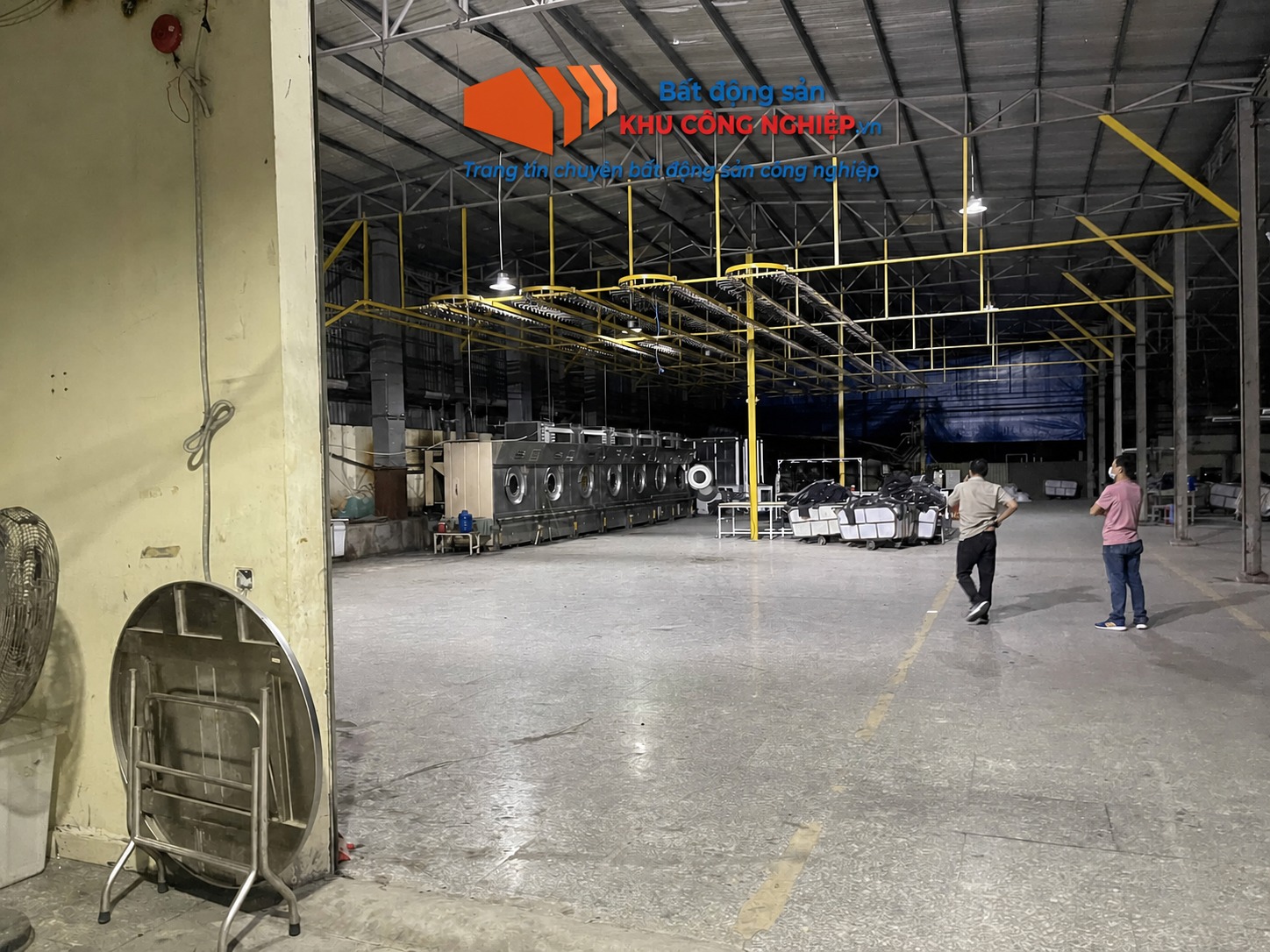 Bán gấp nhà xưởng 3000m2 Phạm Văn Hai, Bình Chánh giá rẻ sản xuất may mặc.