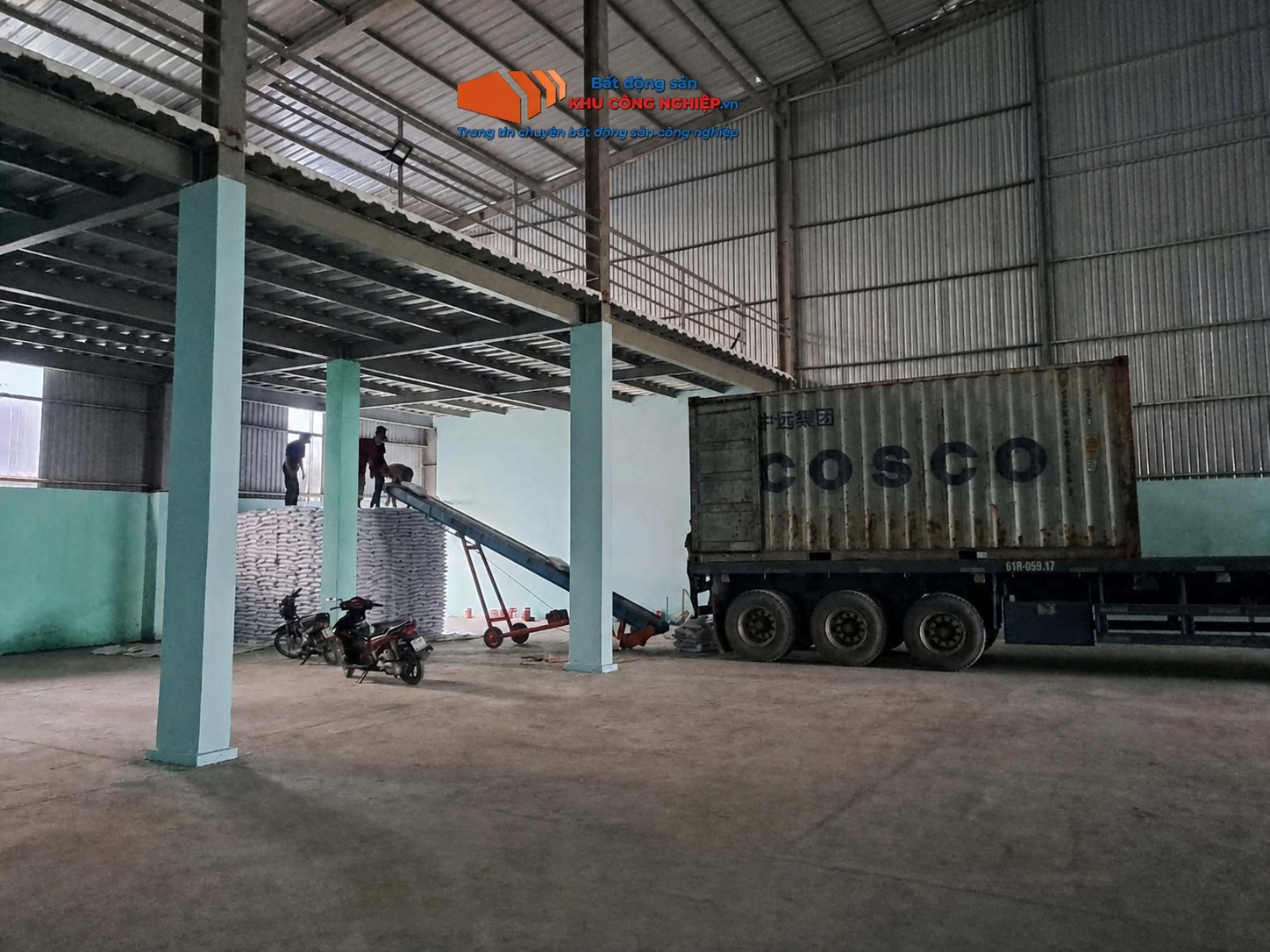 Bán nhà xưởng 1900m2 mặt tiền tại Đức Hòa, Tây Ninh