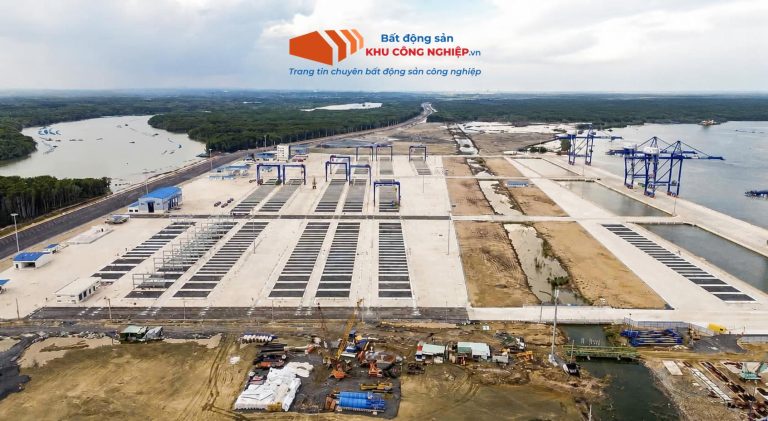 Cảng biển 20.000 tỷ lớn nhất Đồng Nai vừa khai thác