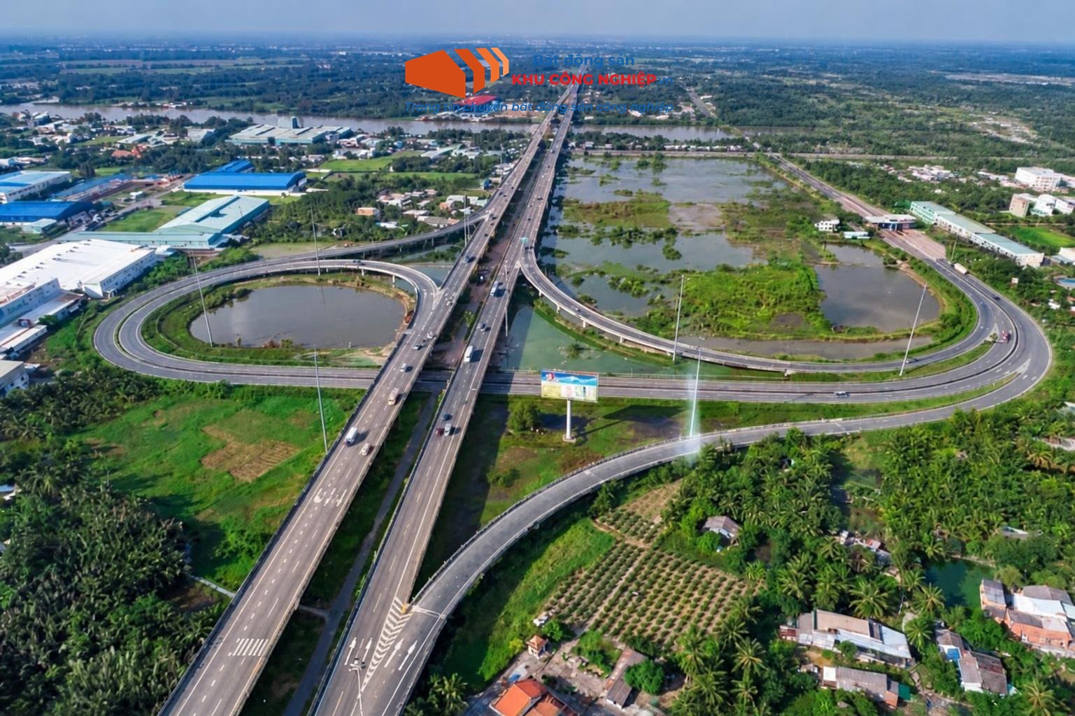 Long An phân bổ gần 3.000 tỷ đồng để đầu tư vào hạ tầng kết nối các khu vực trong năm 2024.