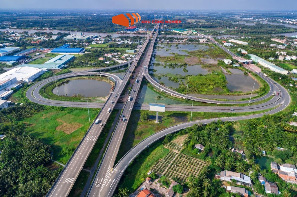 Long An phân bổ gần 3.000 tỷ đồng để đầu tư vào hạ tầng kết nối các khu vực trong năm 2024.